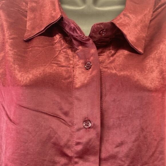 Emmas Expressions Wine Button Down Collar LS Silky Look/Feel Maternity NWT M Top - Picture 4 of 10